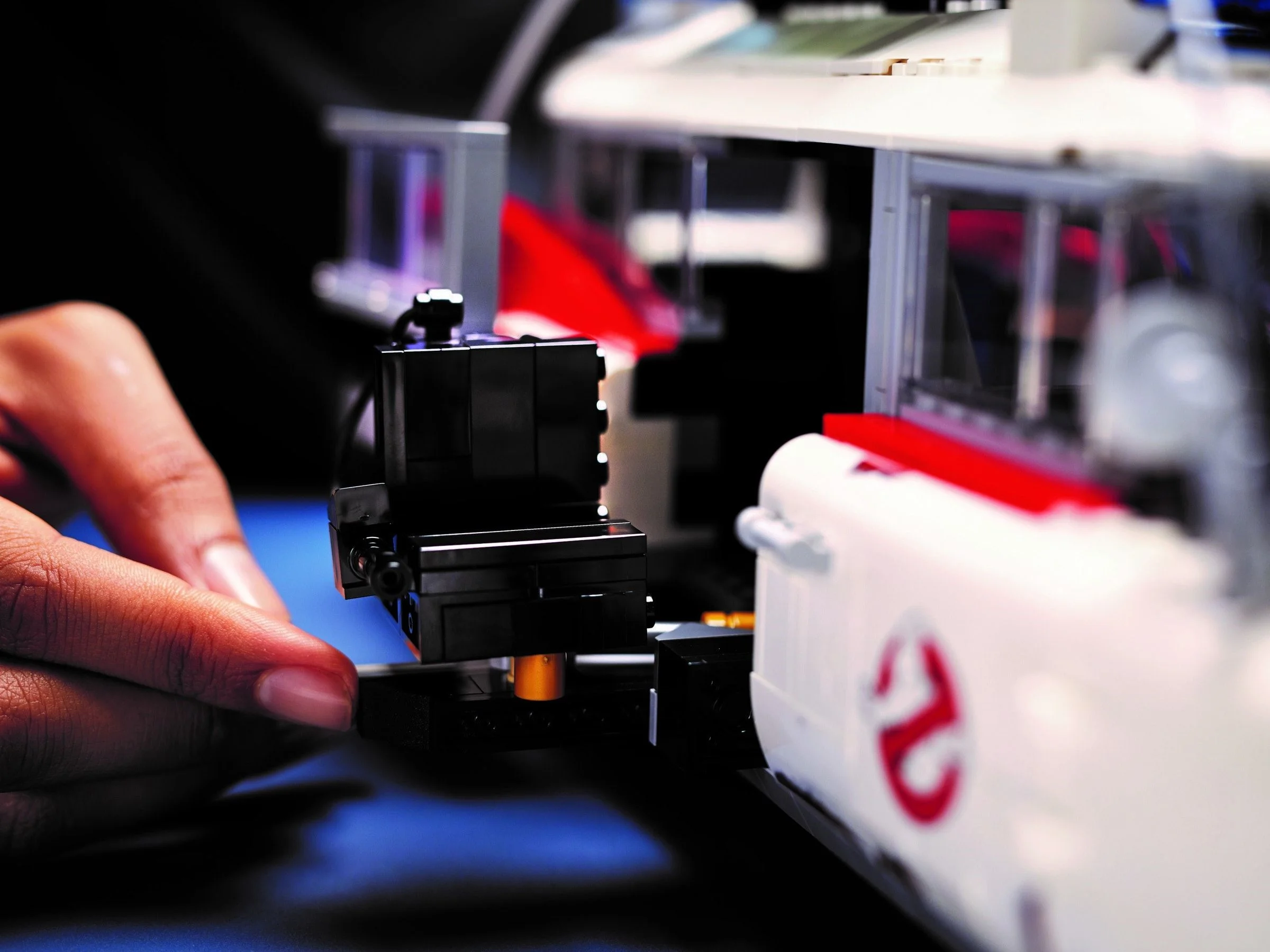 LEGO® 10274 LEGO Creator ECTO-1 Pogromców duchów - zdjęcie 8