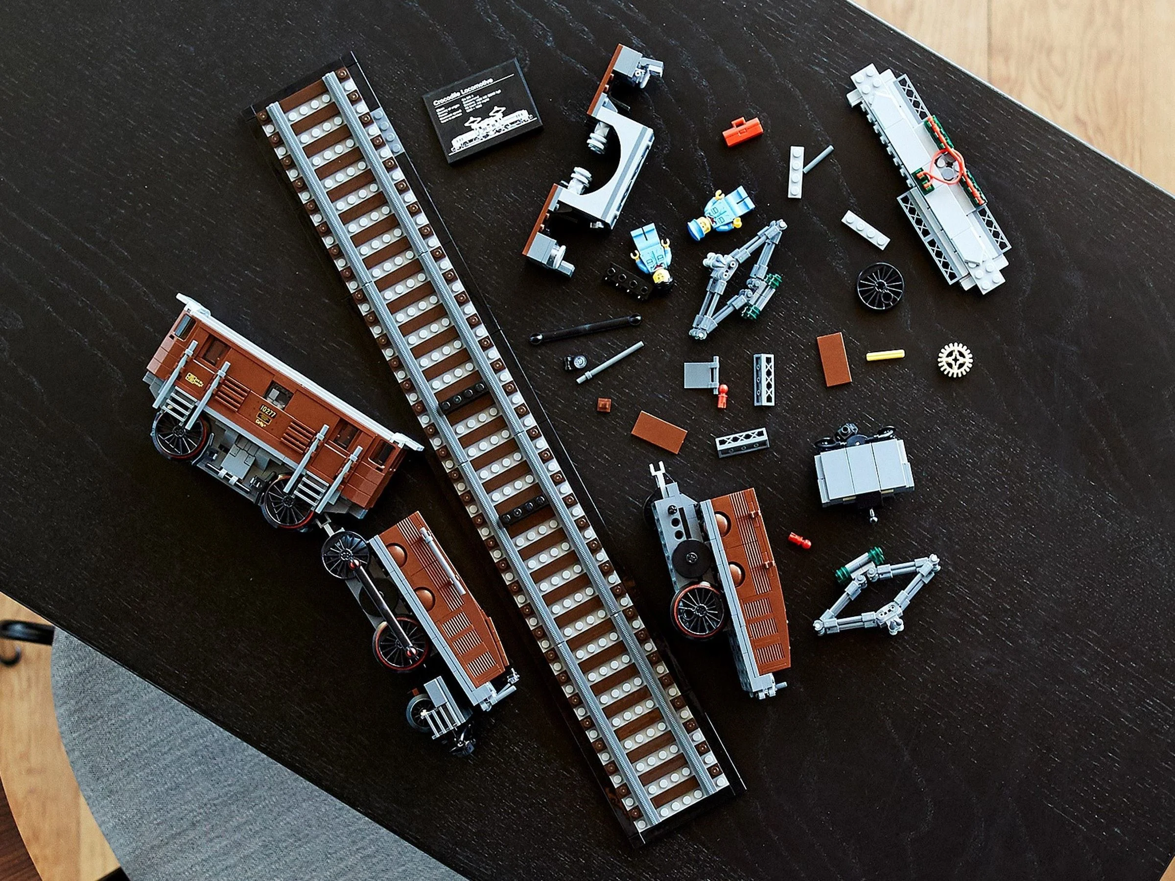 LEGO® 10277 Lokomotywa Crocodile - zdjęcie 21