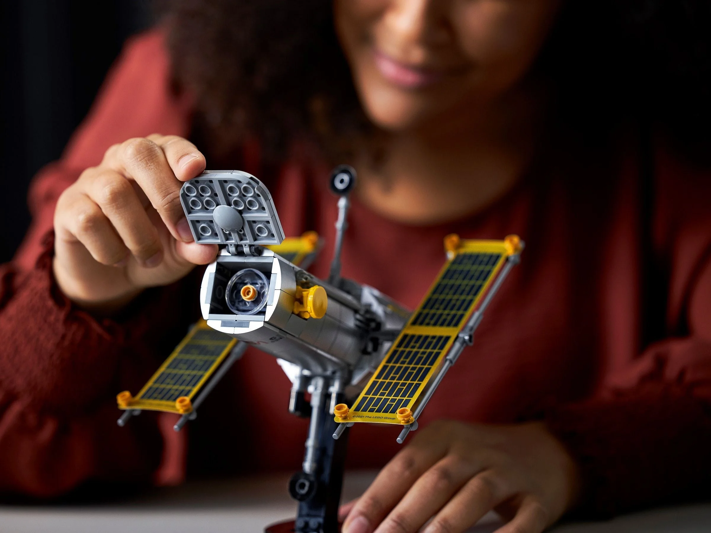 LEGO® 10283 Expert Icons Wahadłowiec Discovery Nasa na święta - zdjęcie 9
