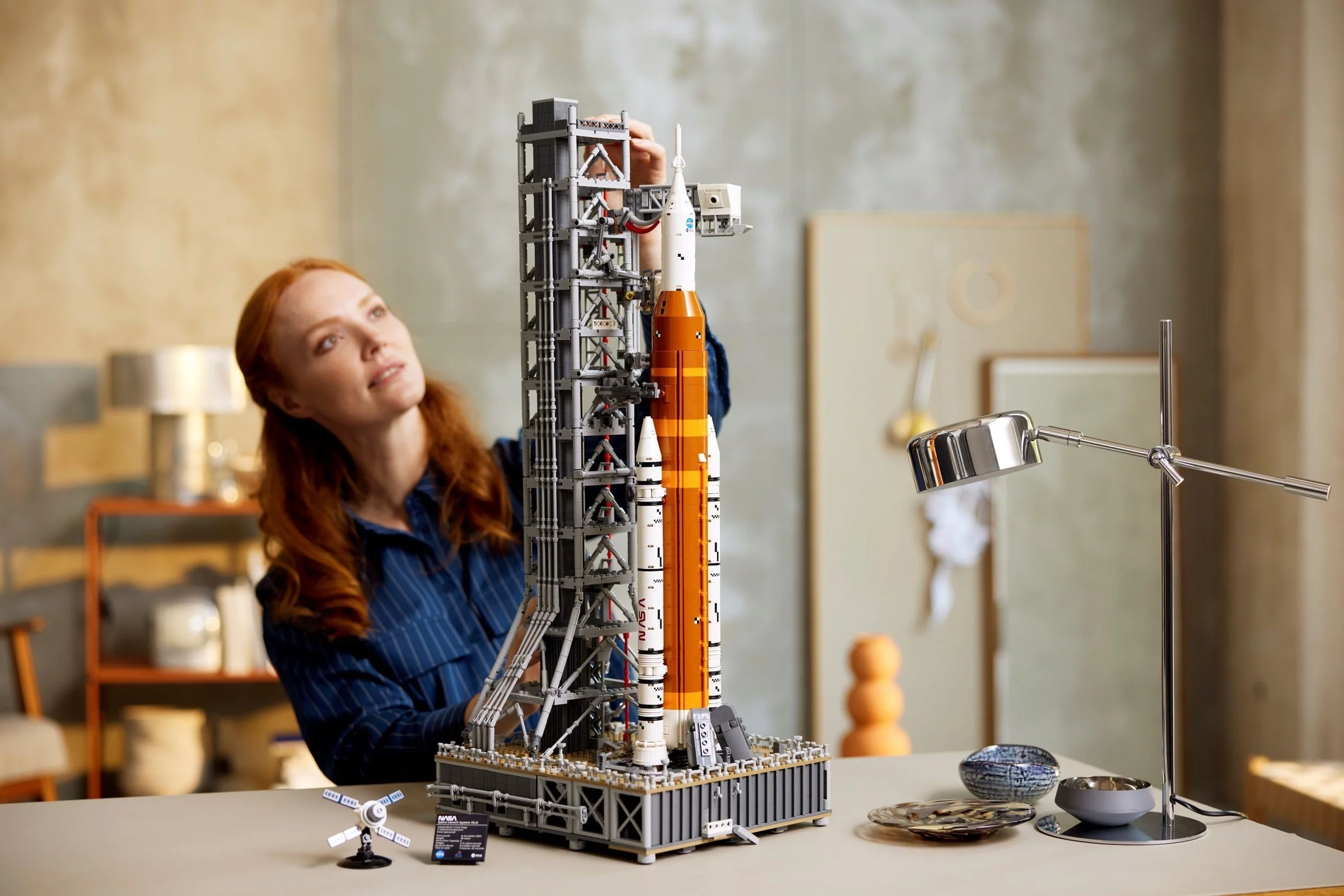 LEGO® 10341 Rakieta SLS NASA Artemis - zdjęcie 7