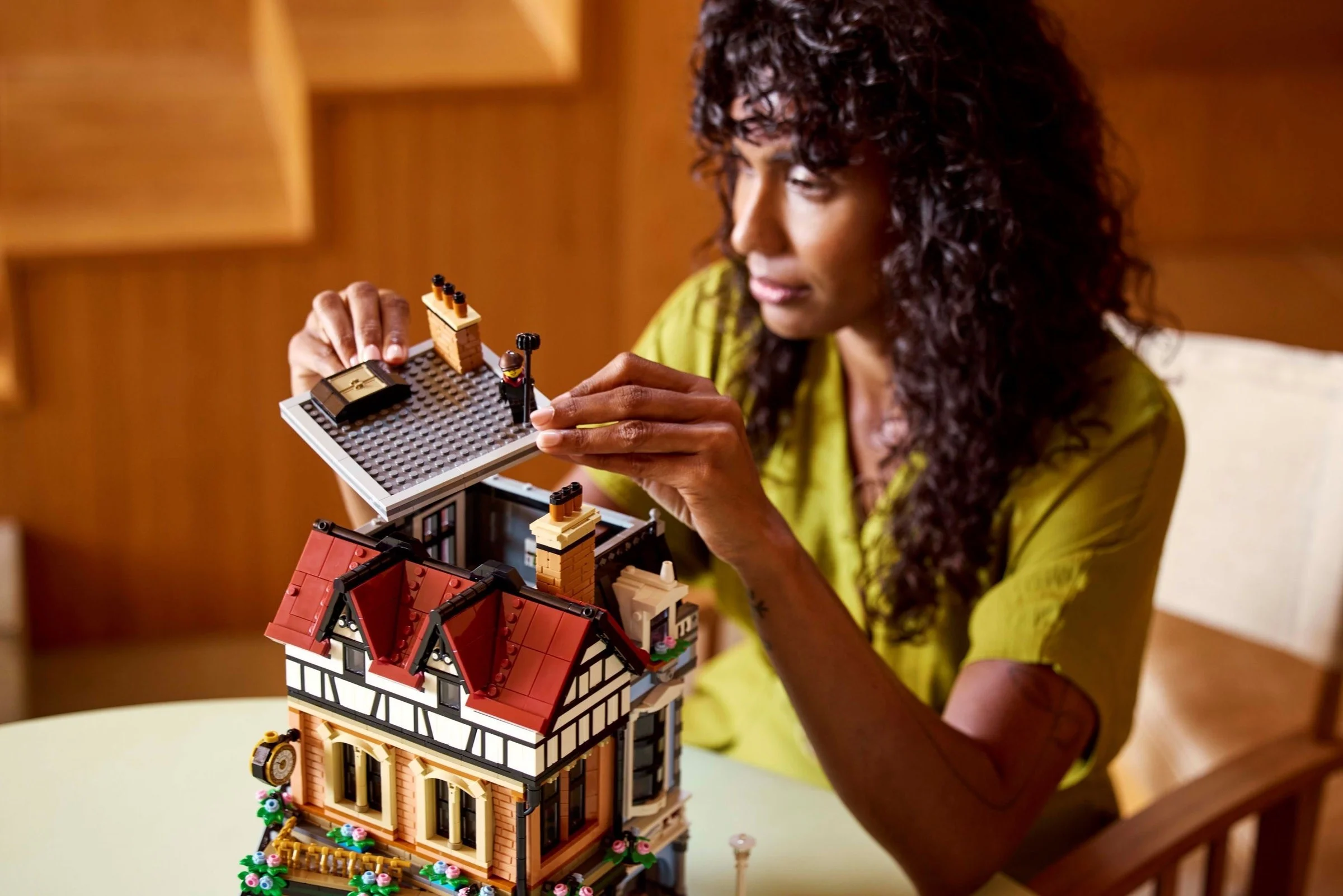 LEGO® 10350 Dom w stylu angielskim - zdjęcie 13