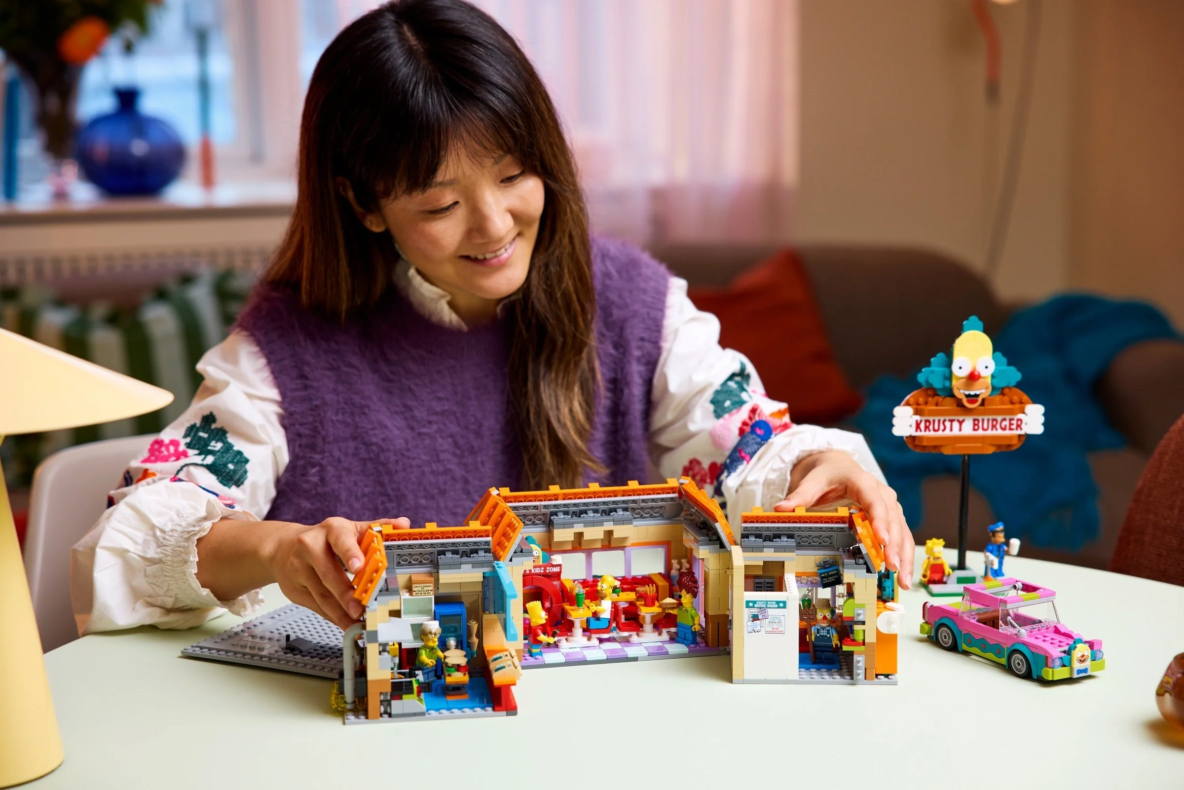 LEGO® 10352 The Simpsons™: Krusty Burger - zdjęcie 12