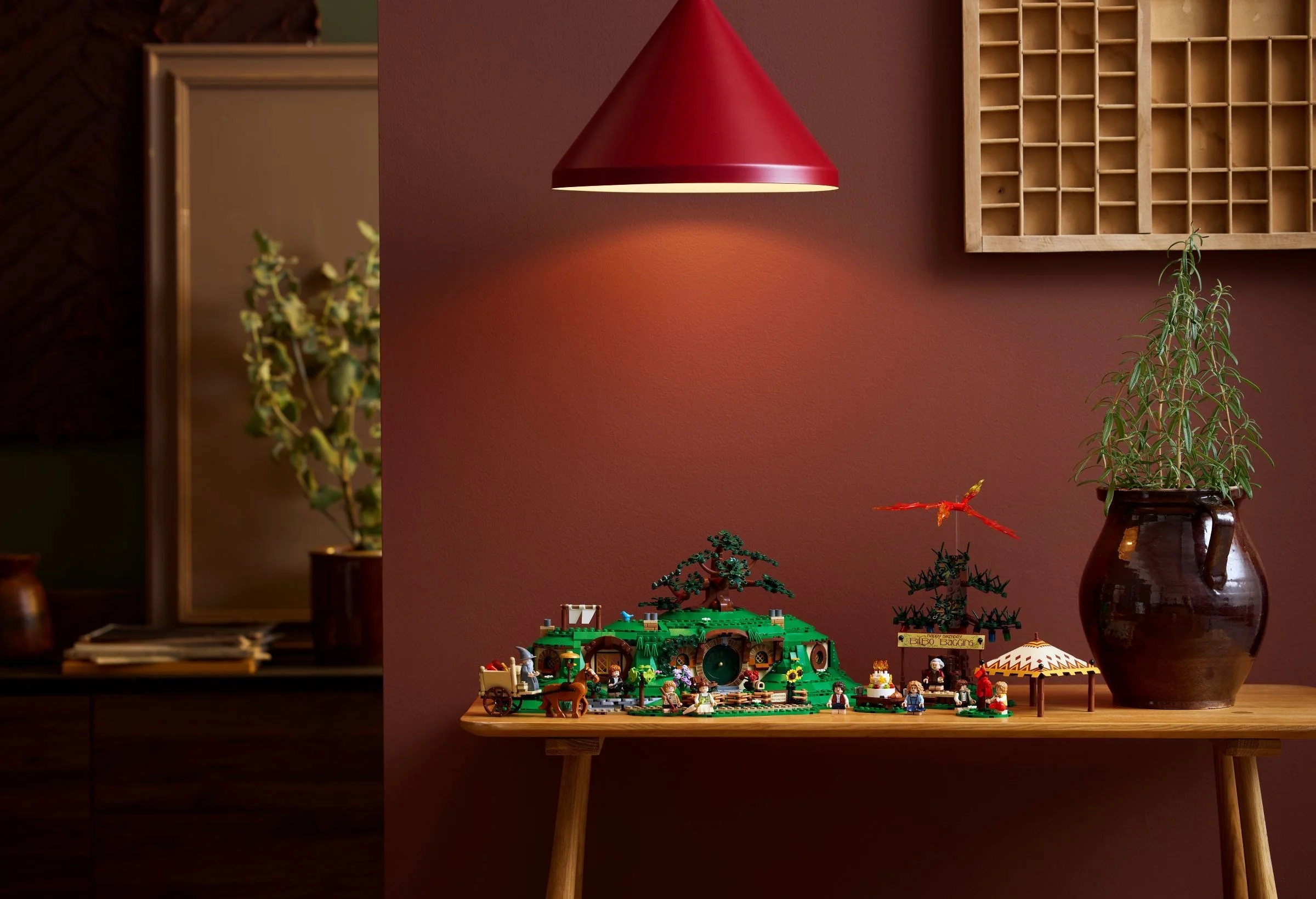 LEGO® 10354 Władca pierścieni: Shire™ - zdjęcie 11