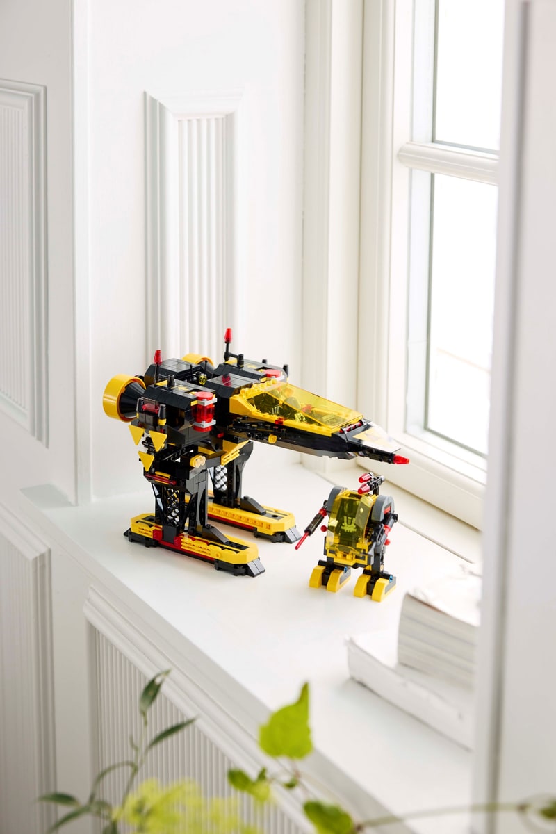 LEGO® 10355 Dla Dorosłych Statek Kosmiczny Blacktron - zdjęcie 16