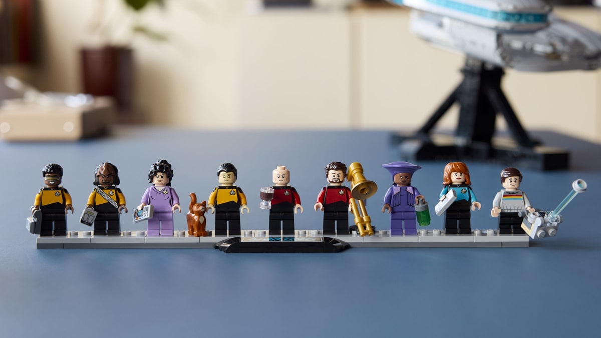 LEGO® 10356 Star Trek: U. S.S. Enterprise NCC-1701-D - zdjęcie 5