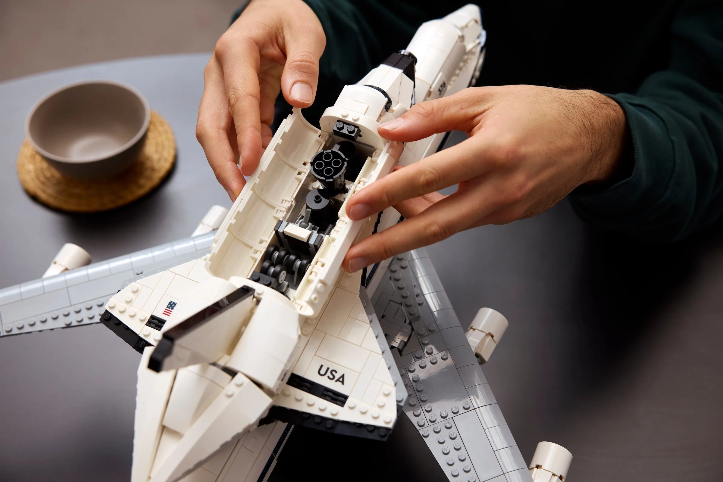 LEGO® 10360 Nosiciel Wahadłowców - zdjęcie 9