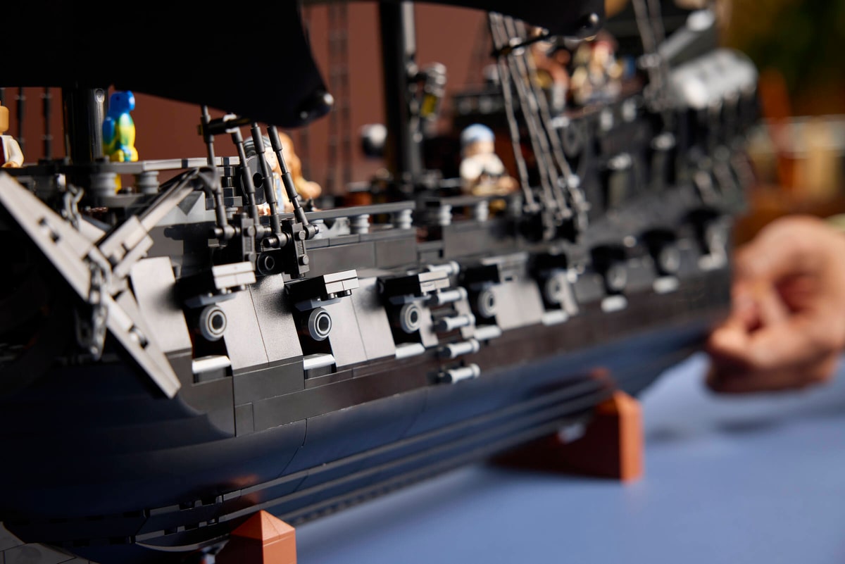 LEGO® 10365 Statek piracki kapitana Jacka Sparrowa - zdjęcie 16