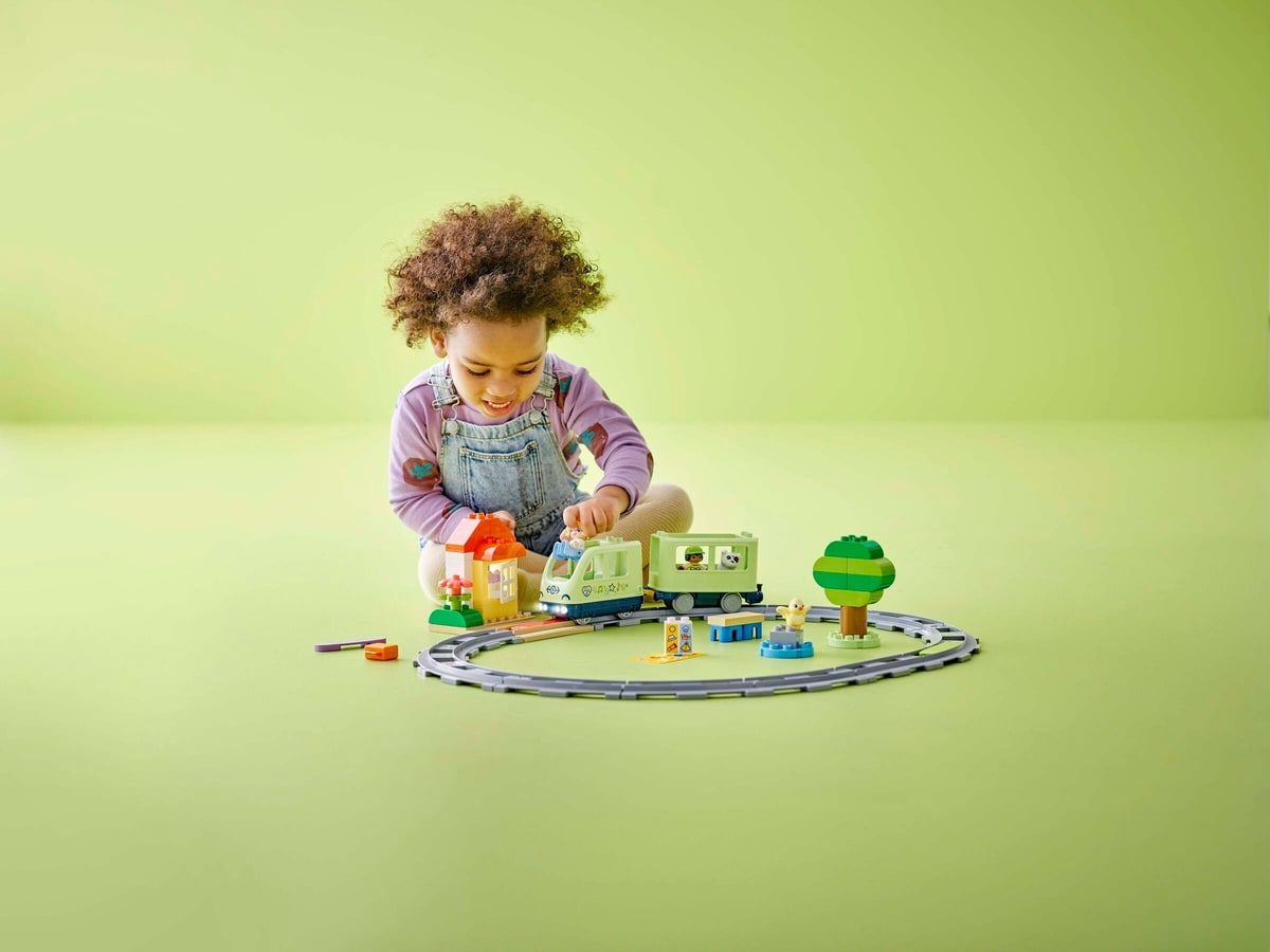 LEGO® 10427 Przygoda z interaktywnym pociągiem - zdjęcie 16