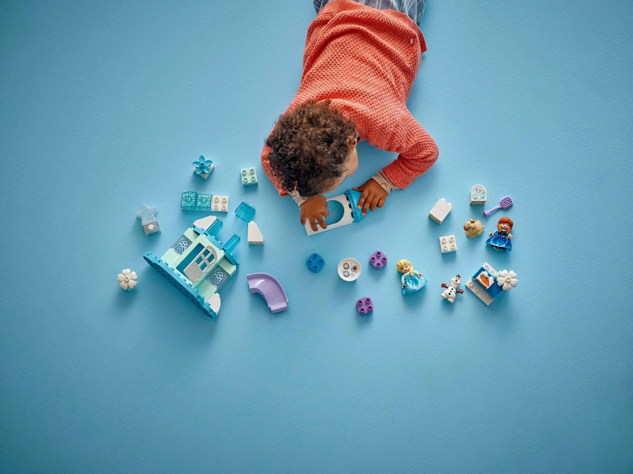 LEGO® 10455 Przyjęcie w lodowym zamku Anny i Elzy - zdjęcie 4