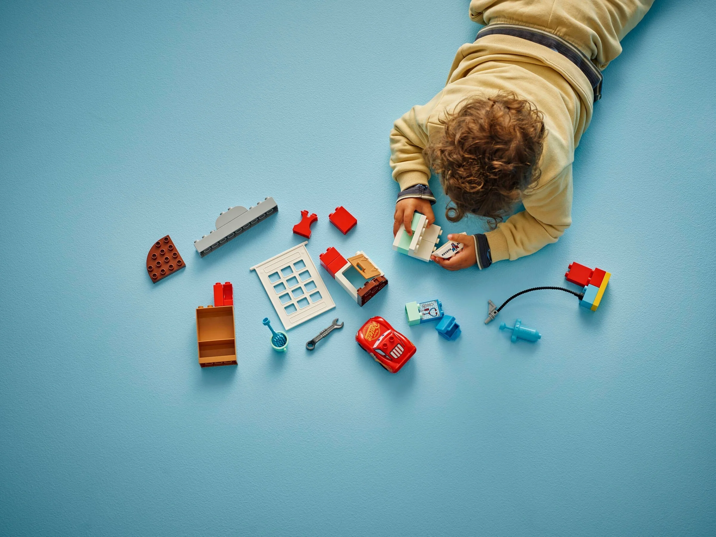 LEGO® 10456 LEGO DUPLO Disney Wizyta McQueena w warsztacie Wójta - zdjęcie 4