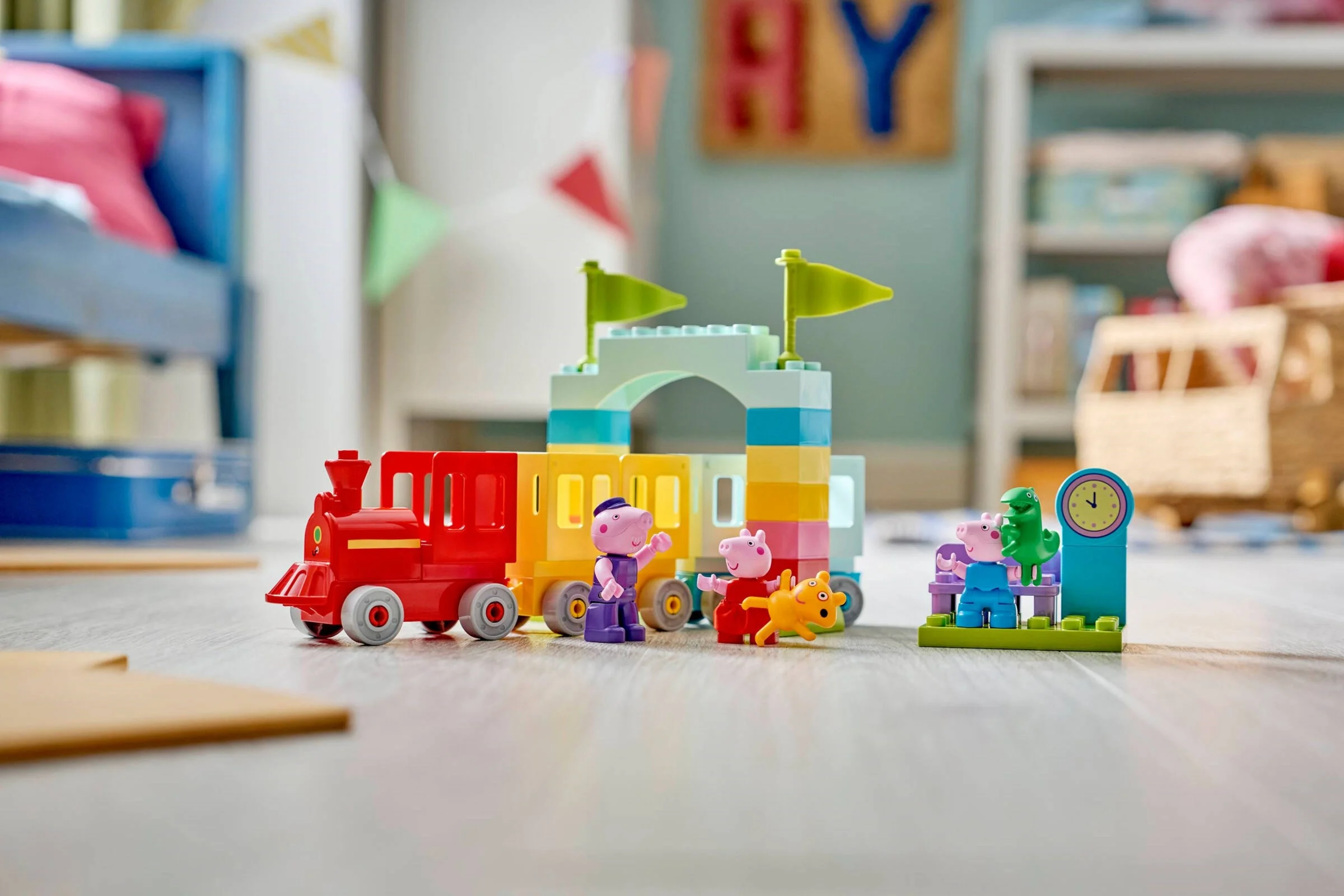 LEGO® 10466 Podróż pociągiem z Dziadkiem Świnką - zdjęcie 6