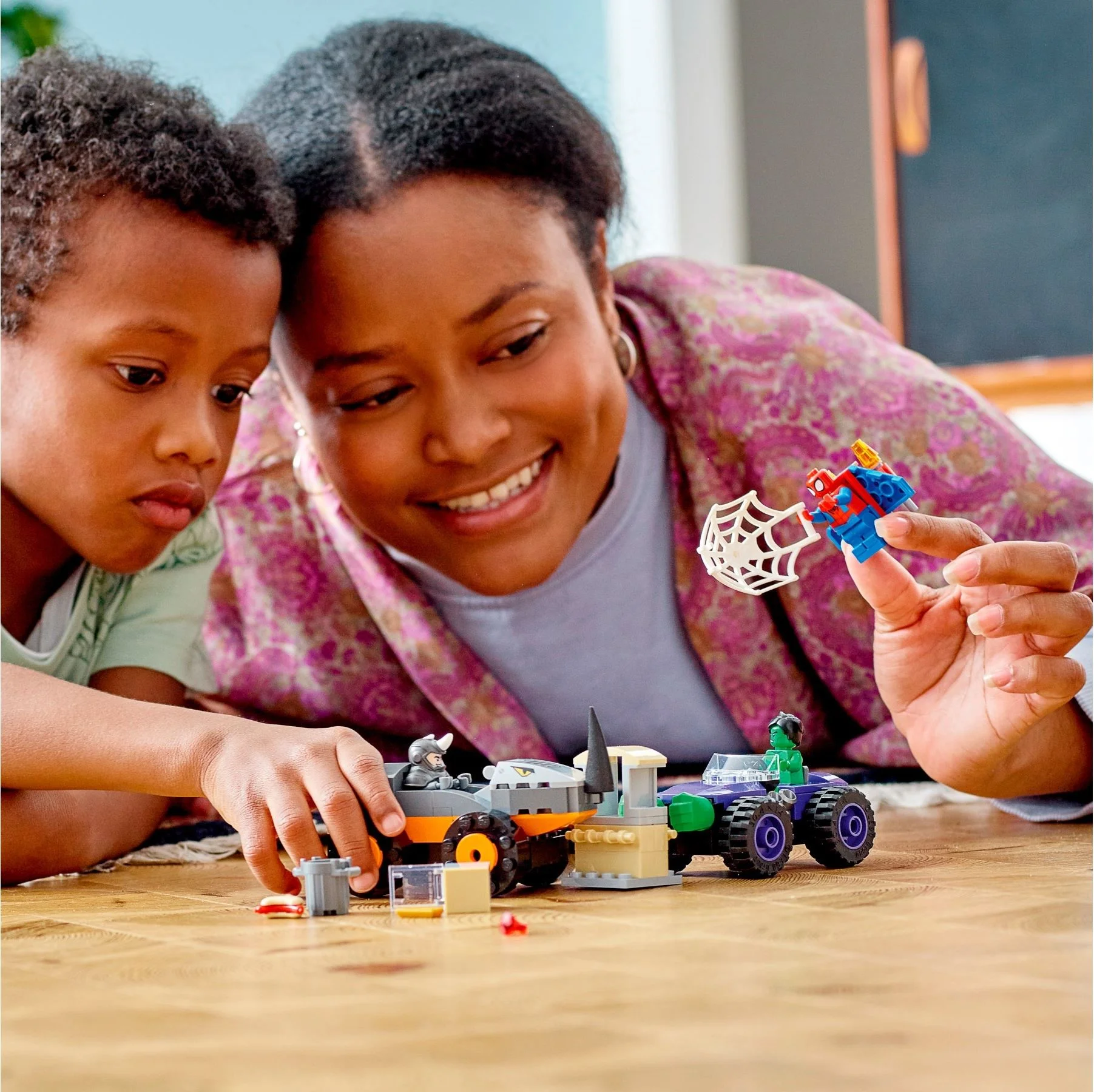 LEGO® 10782 LEGO Marvel Hulk kontra Rhino — starcie pojazdów - zdjęcie 8