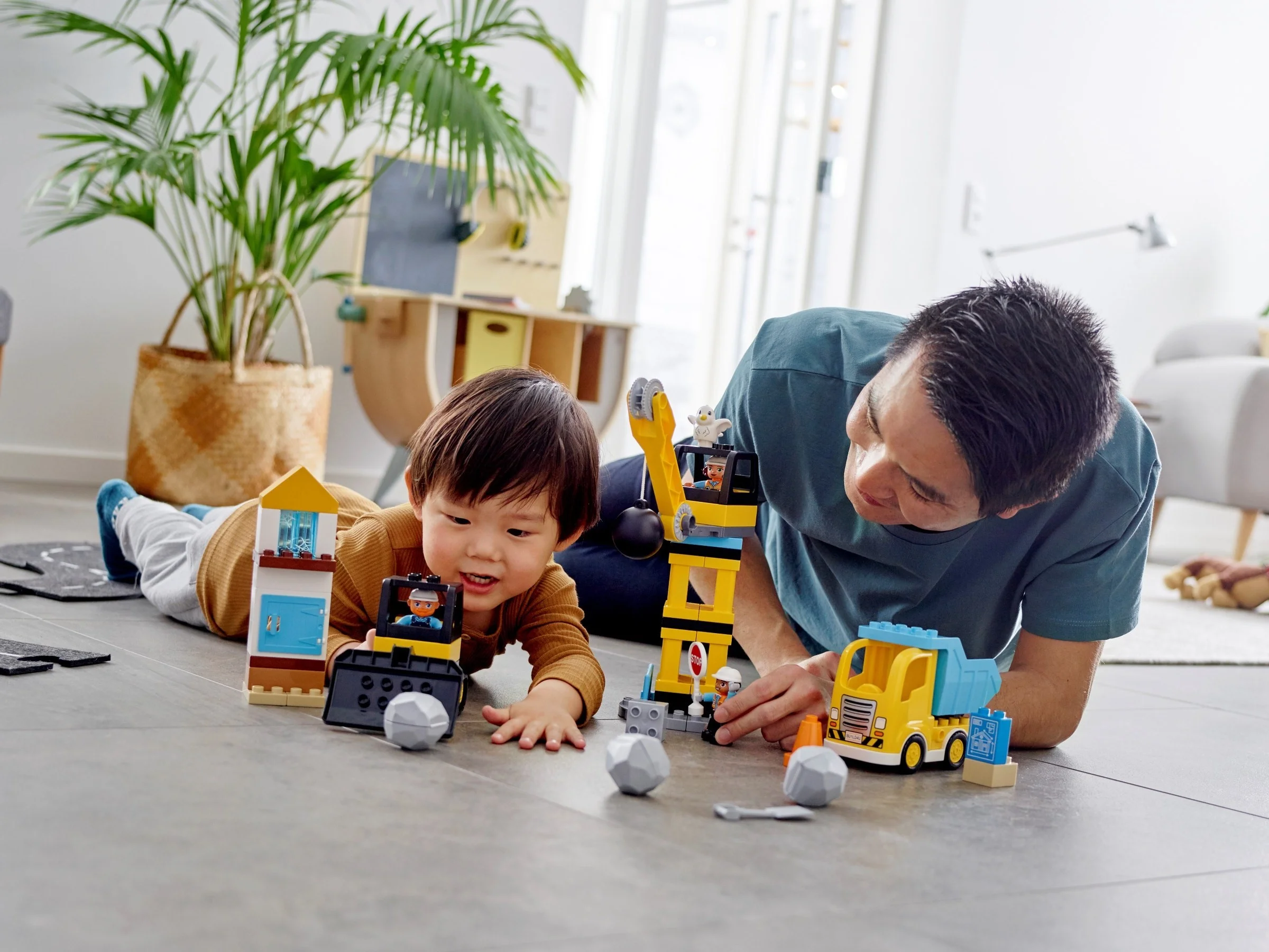 LEGO® 10932 Rozbiórka kulą wyburzeniową - zdjęcie 11