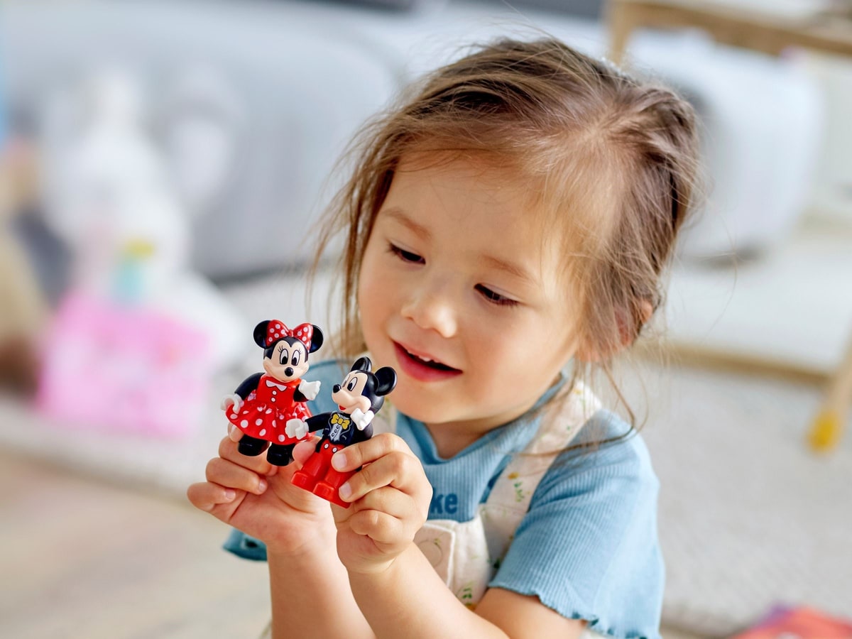 LEGO® 10941 Urodzinowy pociąg myszek Miki i Minnie - zdjęcie 8