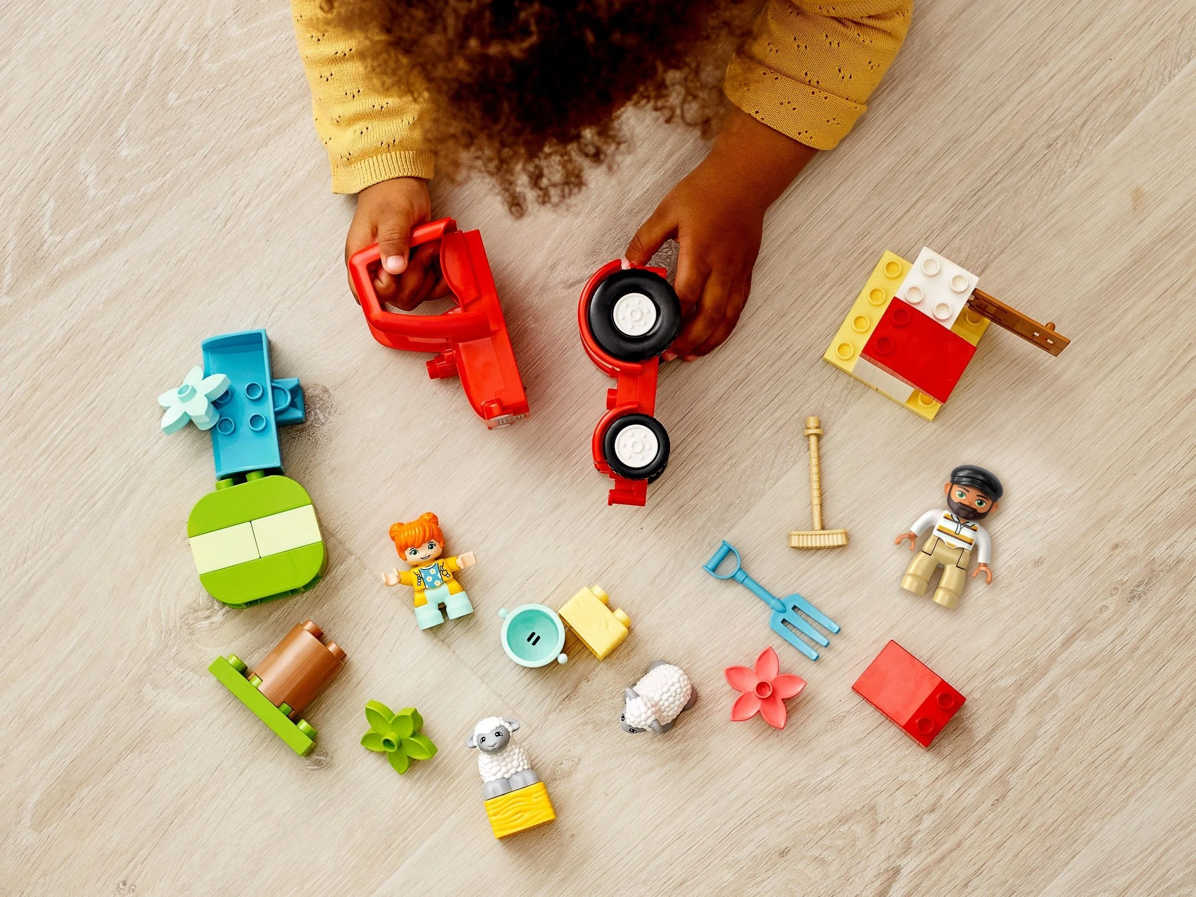 LEGO® 10950 Traktor i zwierzęta gospodarskie - zdjęcie 5