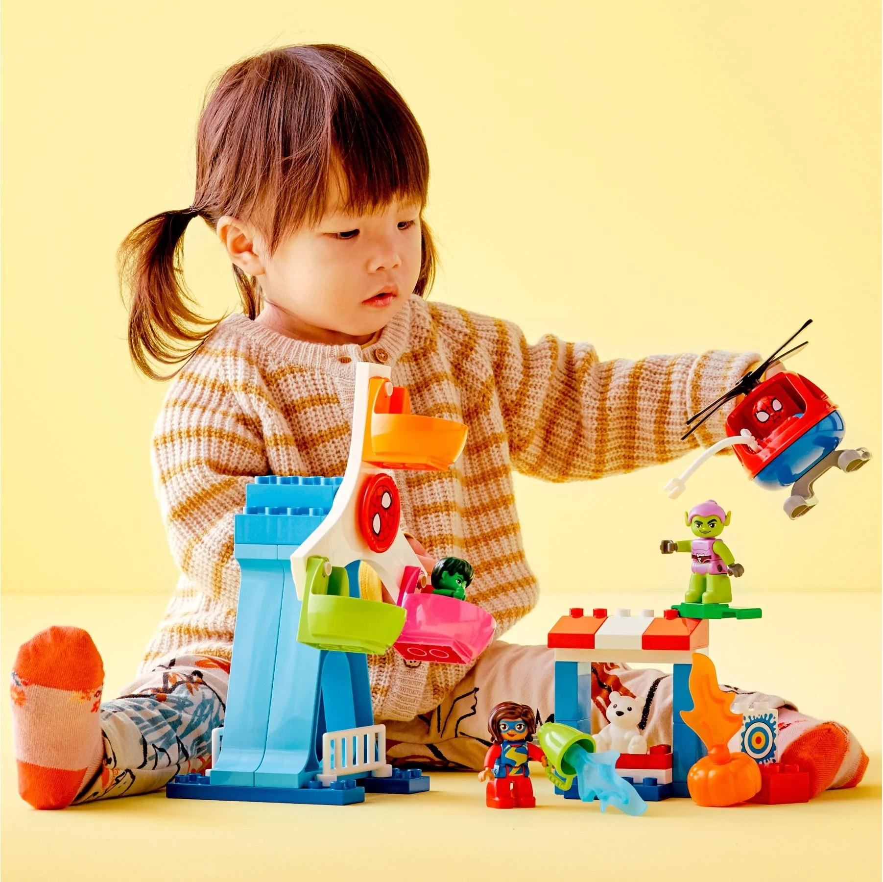 LEGO® 10963 Spider-Man i przyjaciele w wesołym miasteczku - zdjęcie 6