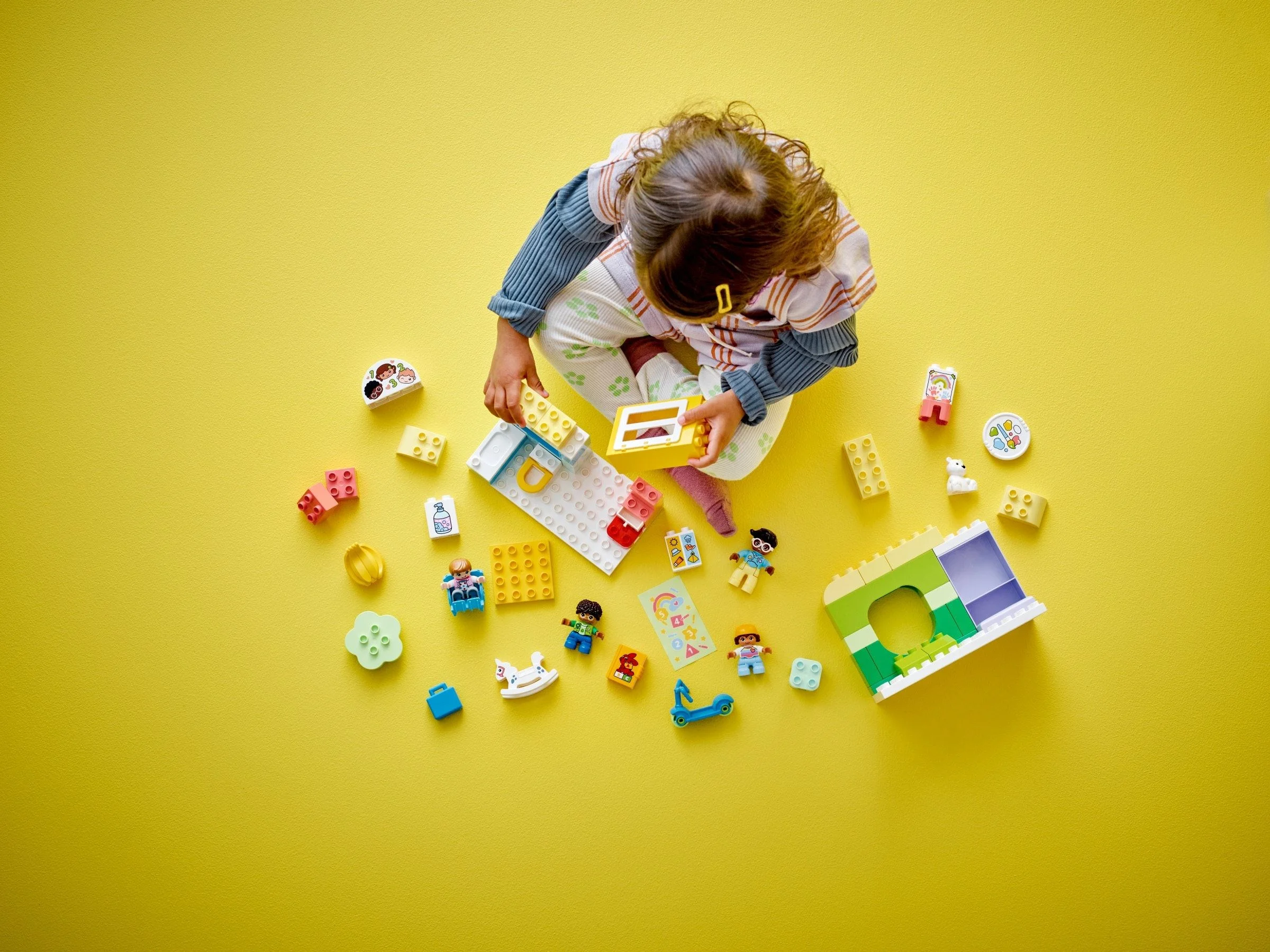 LEGO® 10992 LEGO DUPLO Dzień z życia w żłobku - zdjęcie 7