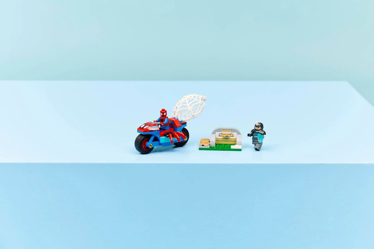 LEGO® 11206 Spidey i super-kumple Spidey na motocyklu kontra Rhino - zdjęcie 6