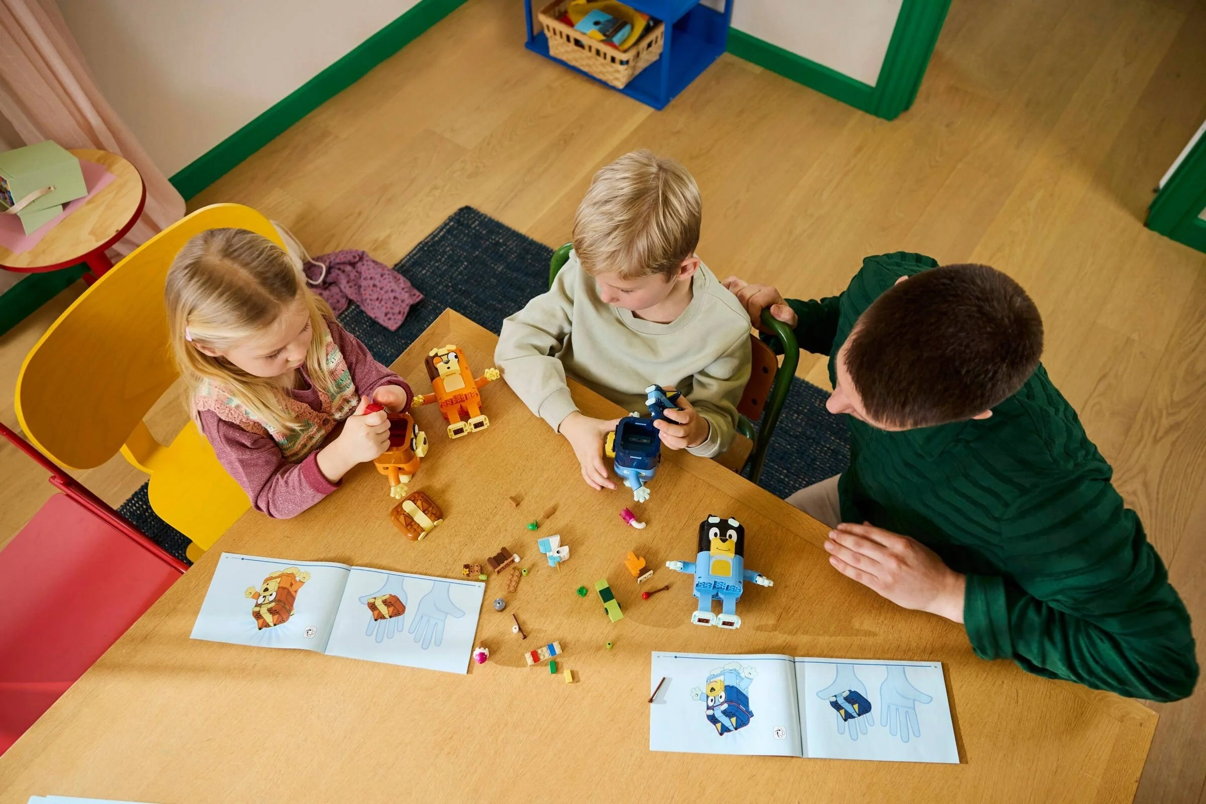 LEGO® 11217 Rodzina Blue z klocków - zdjęcie 4