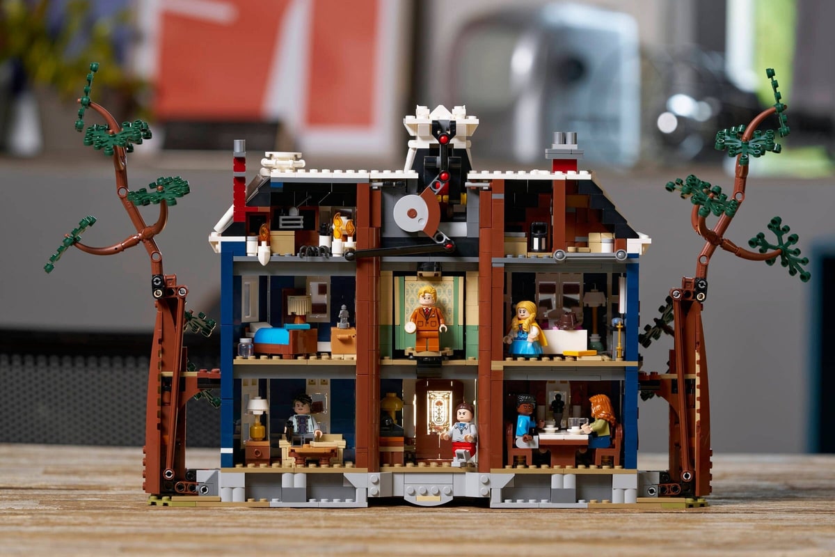 LEGO® 11370 Stranger Things: Dom Creelów - zdjęcie 12