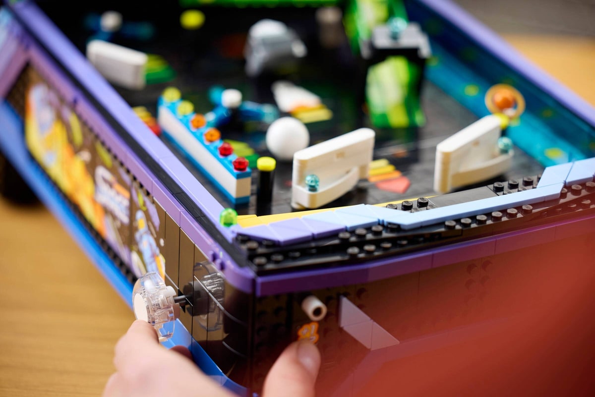 LEGO® 11374 Automat do gry pinball - zdjęcie 8
