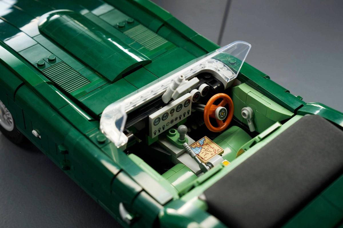 LEGO® 11381 Jaguar E-Type - zdjęcie 8