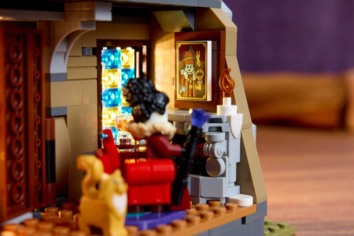 LEGO® 11383 Rezydencja burmistrzyni - zdjęcie 10
