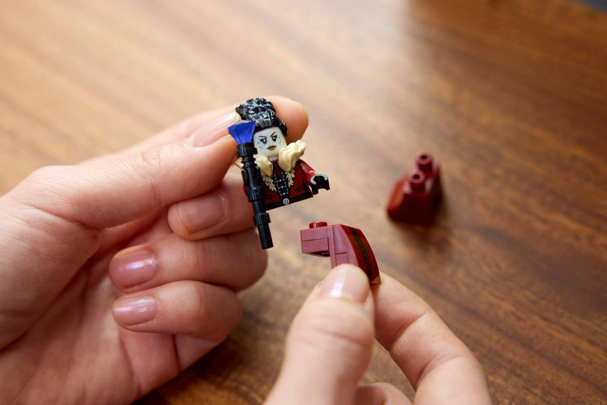 LEGO® 11383 Rezydencja burmistrzyni - zdjęcie 11