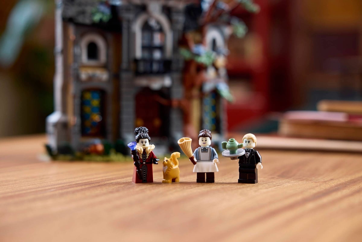 LEGO® 11383 Rezydencja burmistrzyni - zdjęcie 12