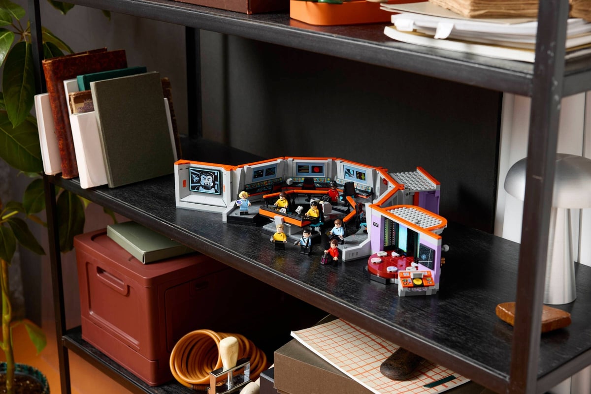 LEGO® 11385 Star Trek: Mostek U. S.S. Enterprise NCC-1701 - zdjęcie 13