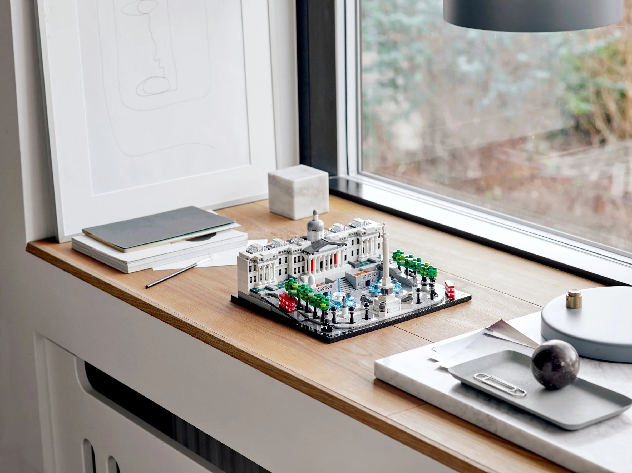 LEGO® 21045 Trafalgar Square Nowe - zdjęcie 8