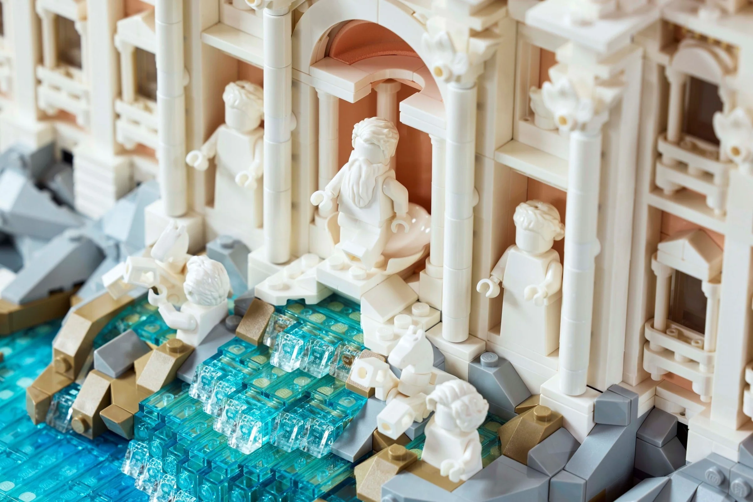 LEGO® 21062 Fontanna di Trevi - zdjęcie 6