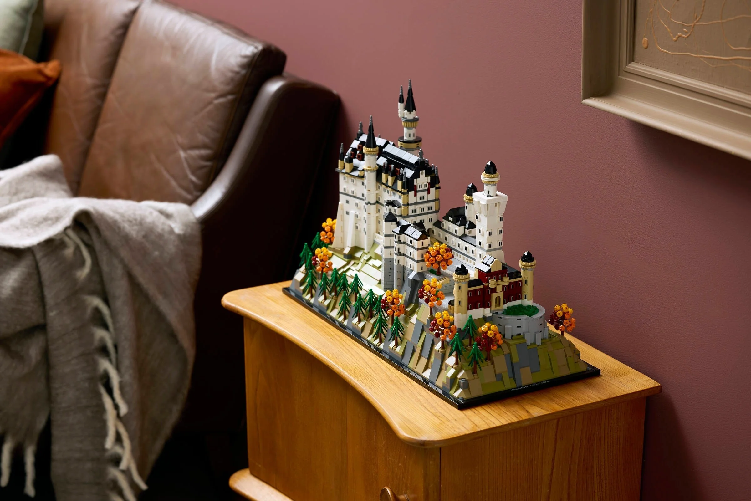 LEGO® 21063 Zamek Neuschwanstein - zdjęcie 4