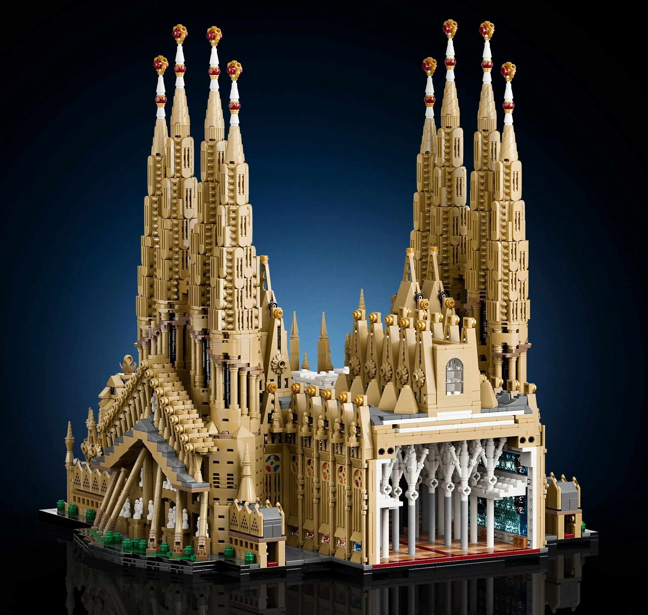 LEGO® 21065 Sagrada Família - zdjęcie 32