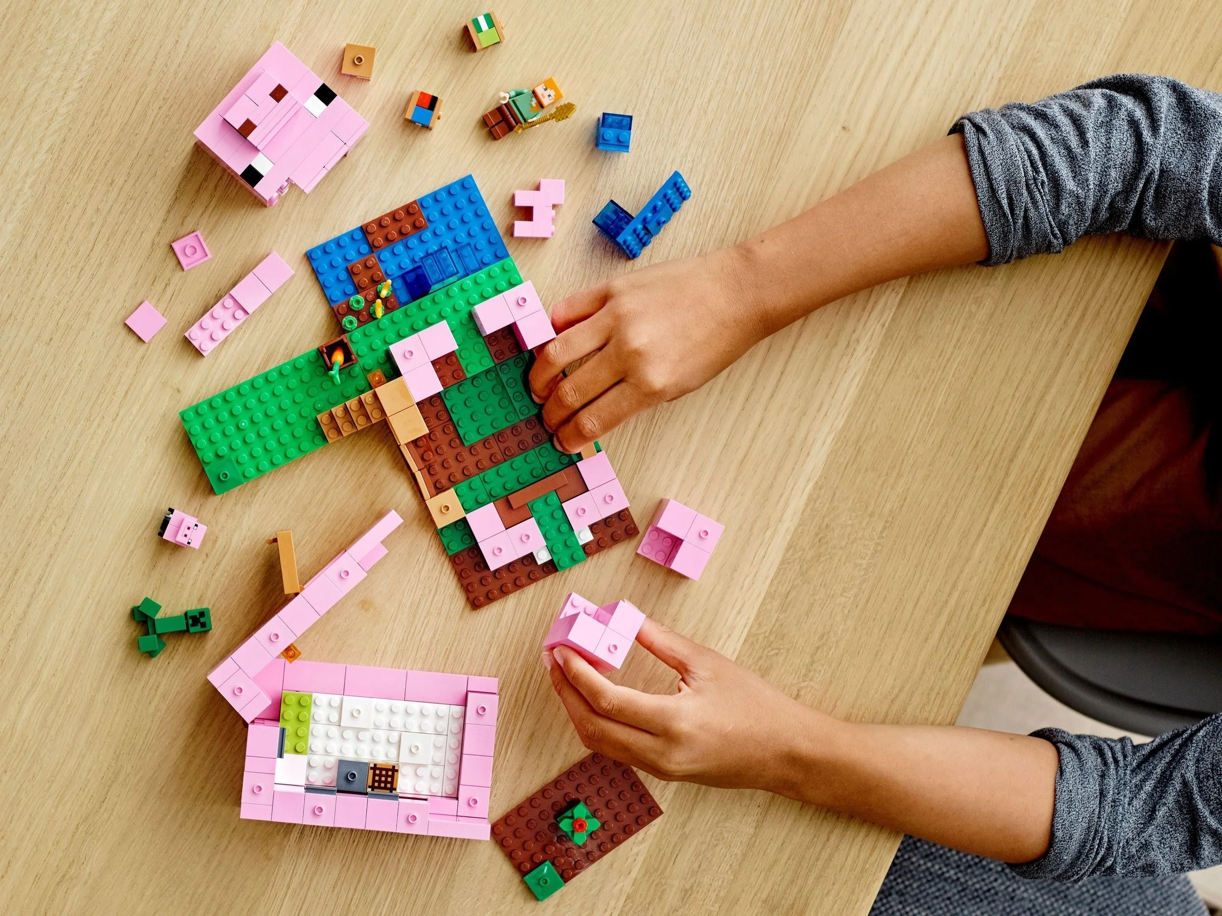 LEGO® 21170 Dom w kształcie świni - zdjęcie 11