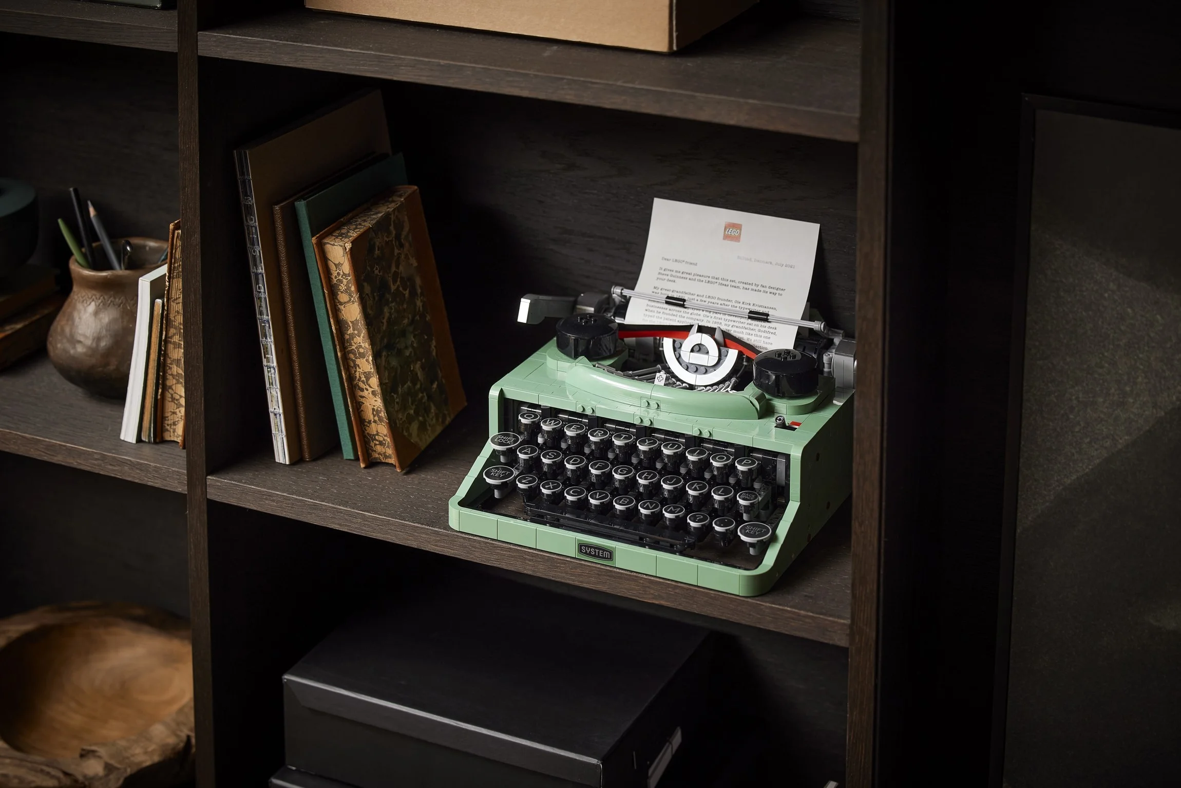 LEGO® 21327 Lego Ideas Maszyna do pisania Outlet - zdjęcie 10
