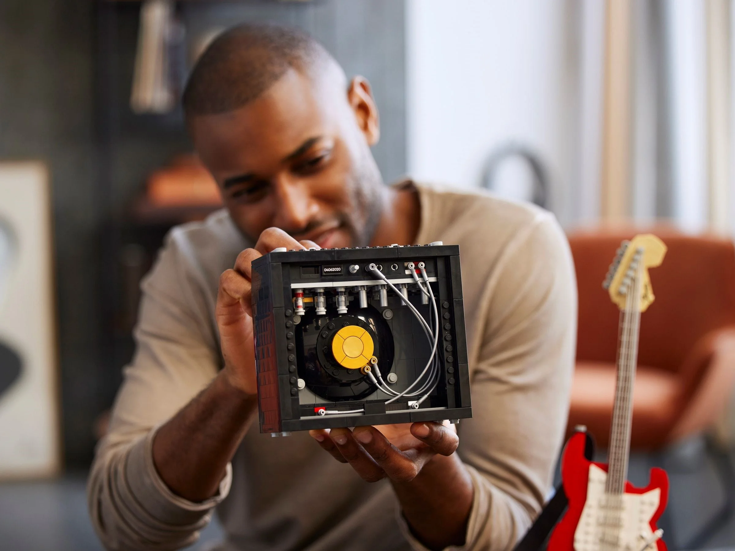 LEGO® 21329 Ideas Fender Stratocaster - zdjęcie 19