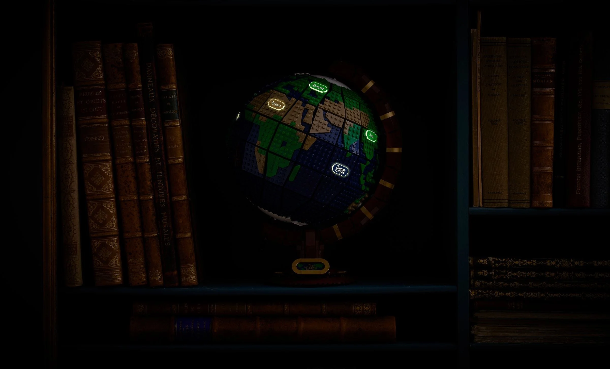 LEGO® 21332 Ideas Globus - zdjęcie 9