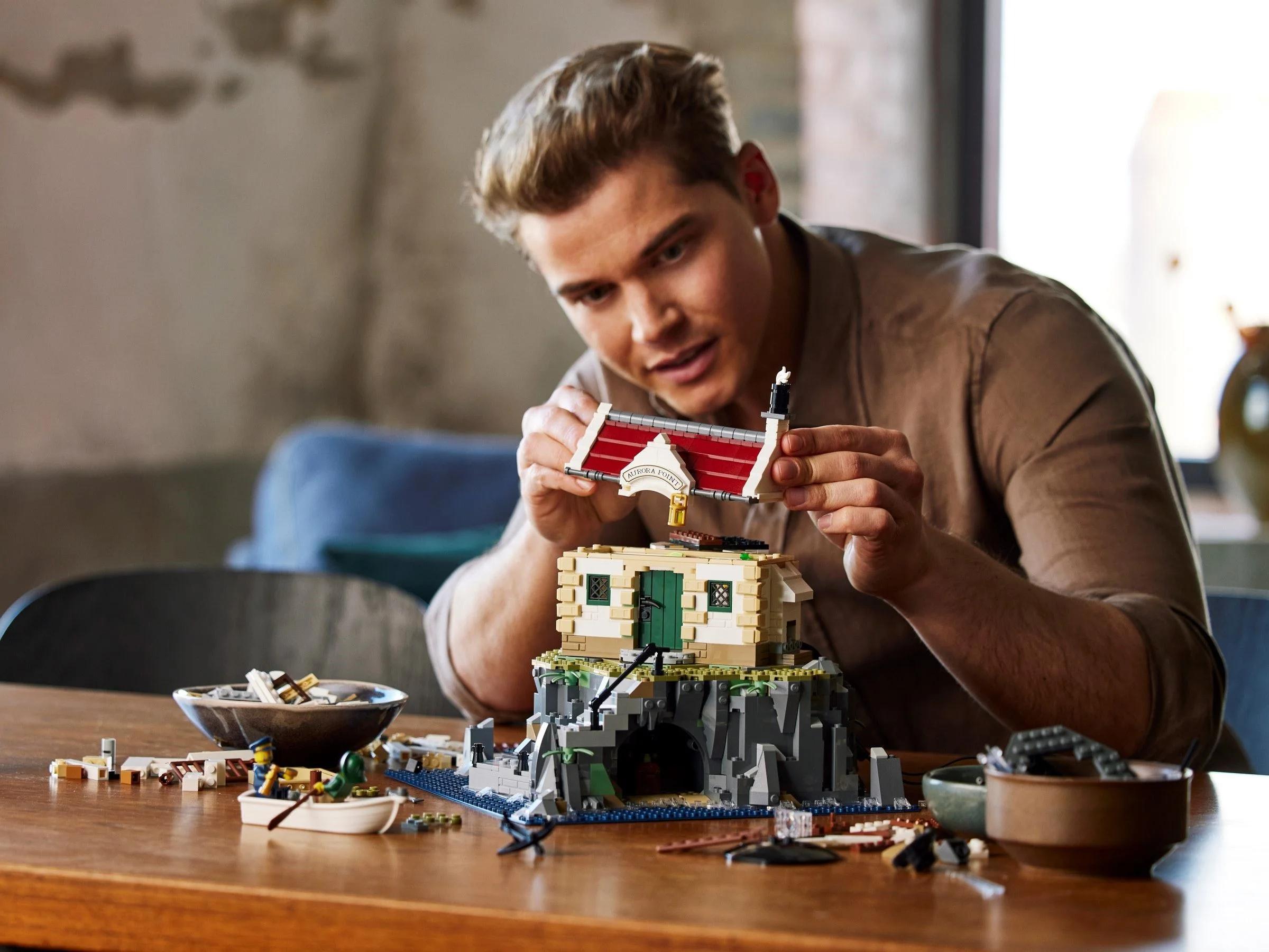 LEGO® 21335 Zmechanizowana latarnia morska Lekko Zgniecione - zdjęcie 20