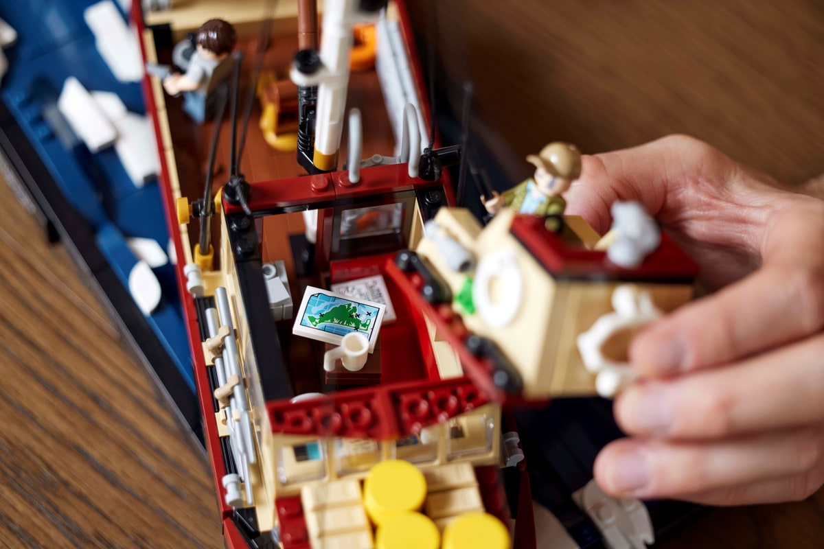 LEGO® 21350 Szczęki - zdjęcie 12