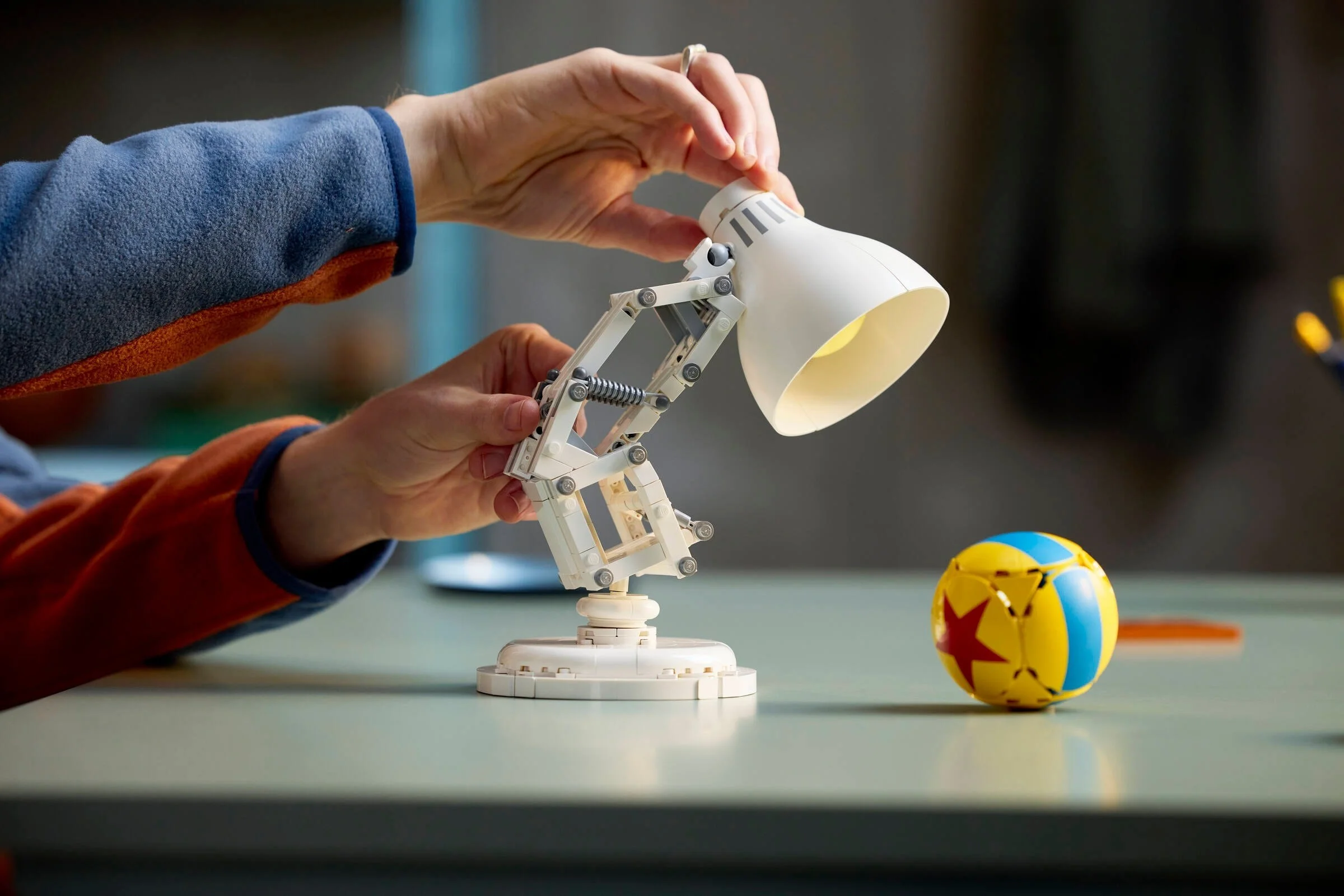 LEGO® 21357 Ideas Disney Pixar Luxo Jr. - zdjęcie 6