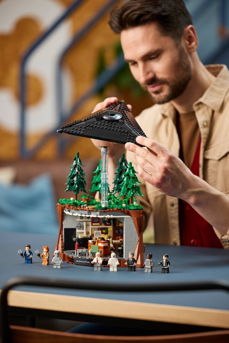 LEGO® 21369 The X-Files - zdjęcie 14