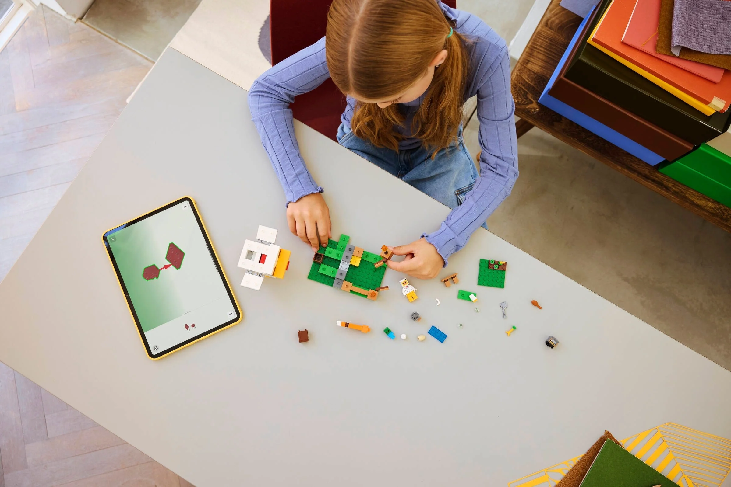 LEGO® 21585 Farma Kurczaków - zdjęcie 6