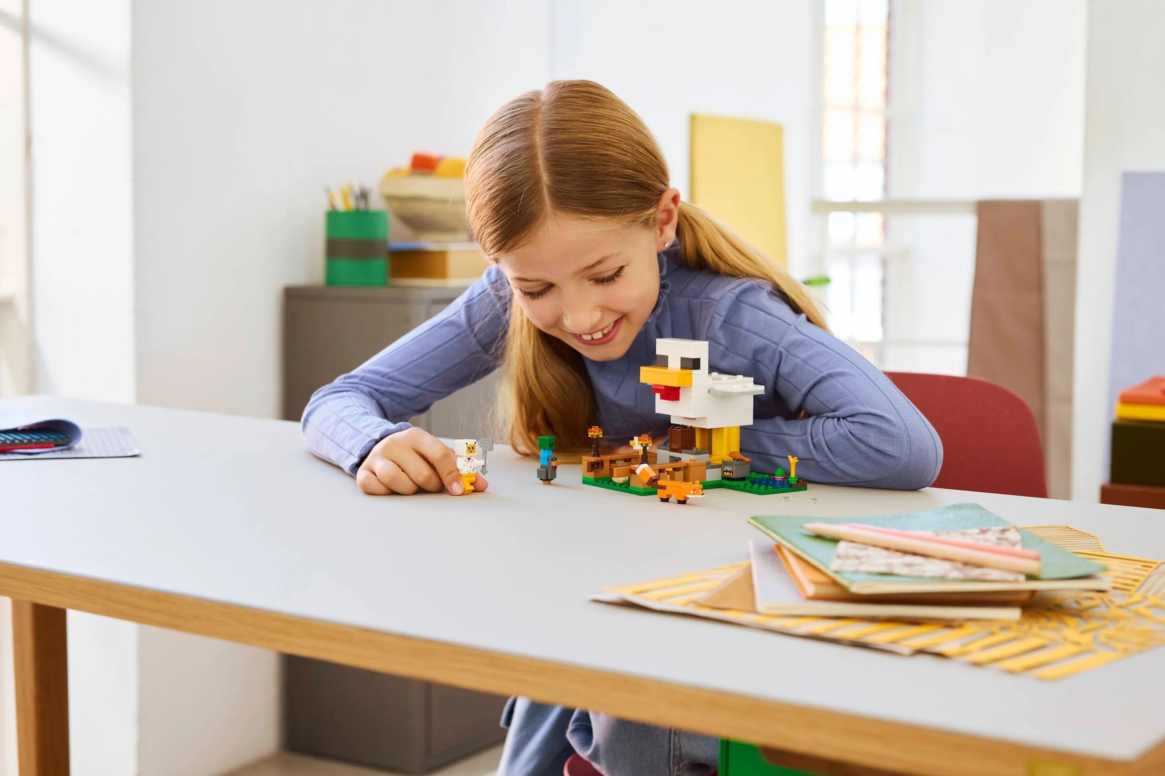 LEGO® 21585 Farma Kurczaków - zdjęcie 8