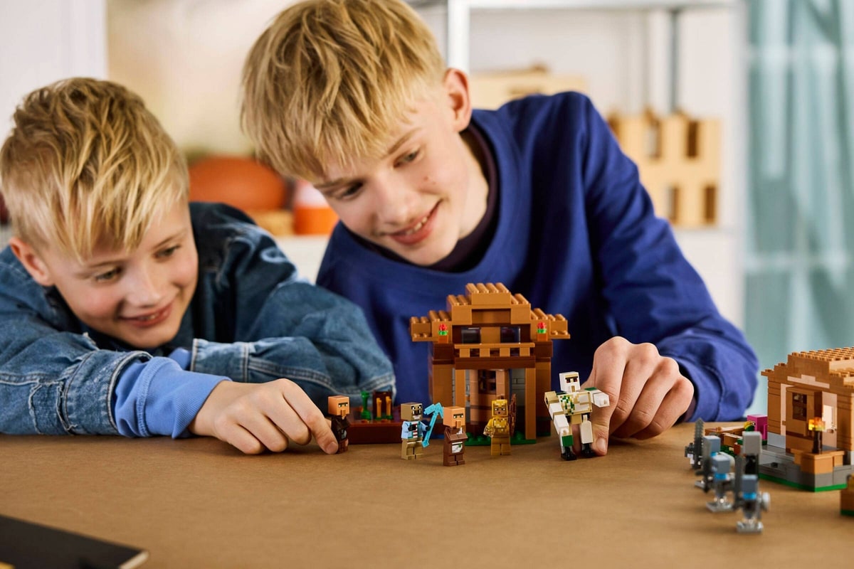 LEGO® 21596 Najazd przywoływaczy na wioskę - zdjęcie 12
