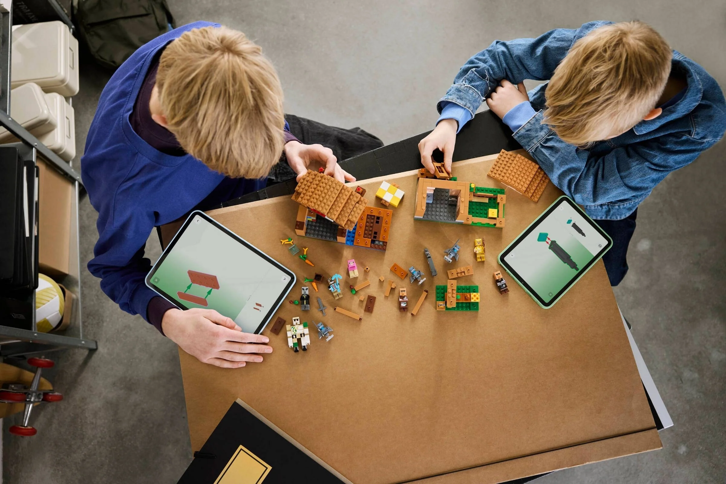 LEGO® 21596 Najazd przywoływaczy na wioskę - zdjęcie 4