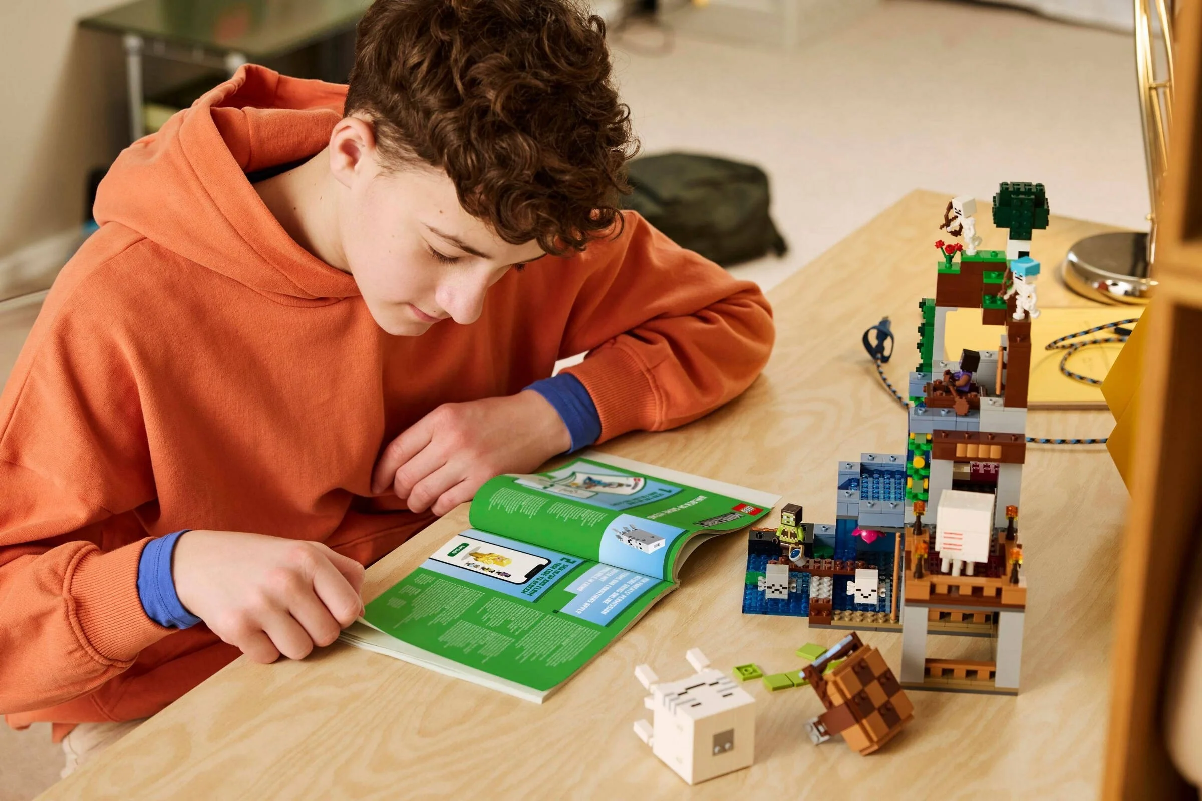 LEGO® 21597 Stacja Ghasta - zdjęcie 5