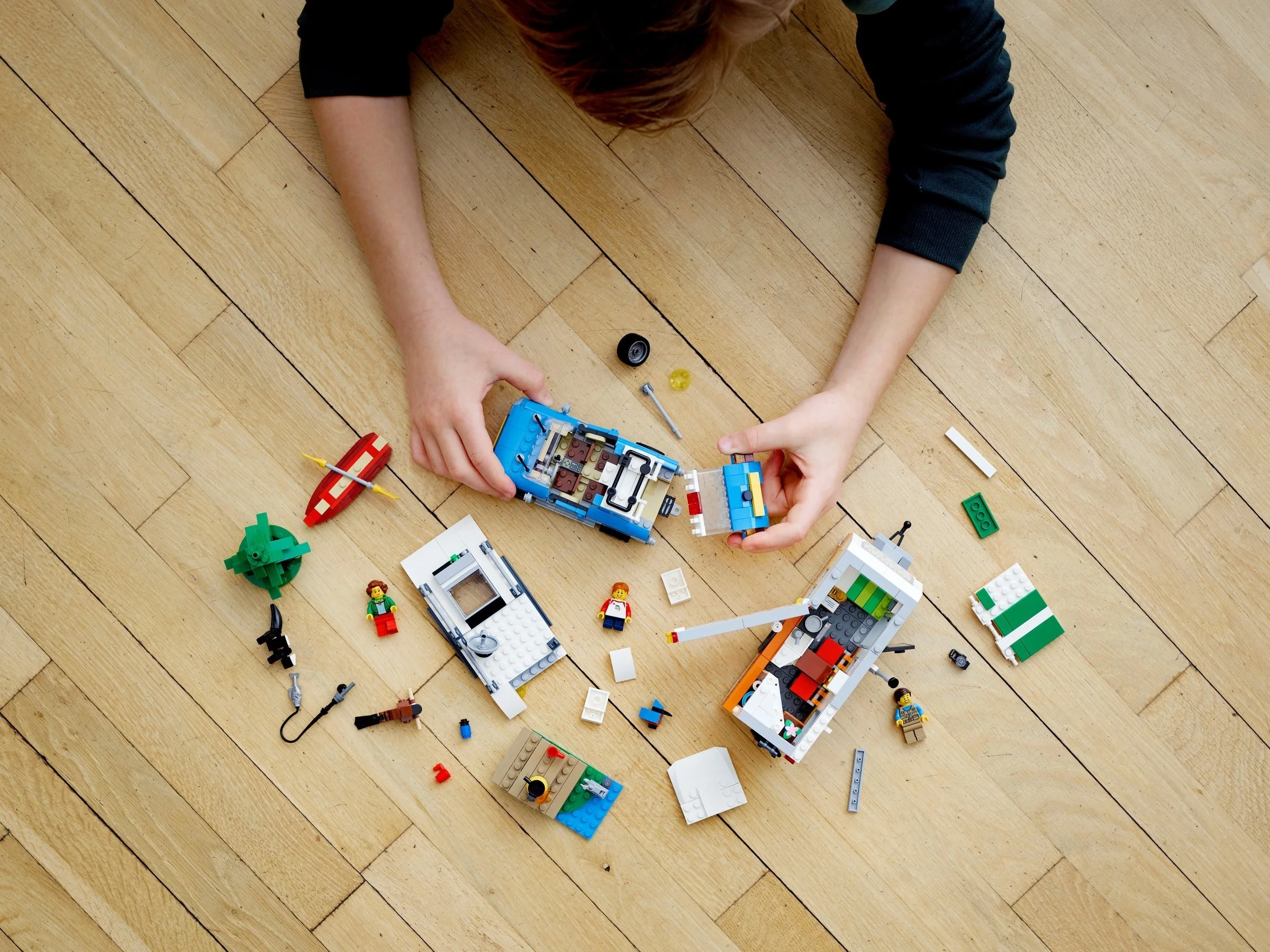 LEGO® 31108 Wakacyjny kemping z rodziną - zdjęcie 4