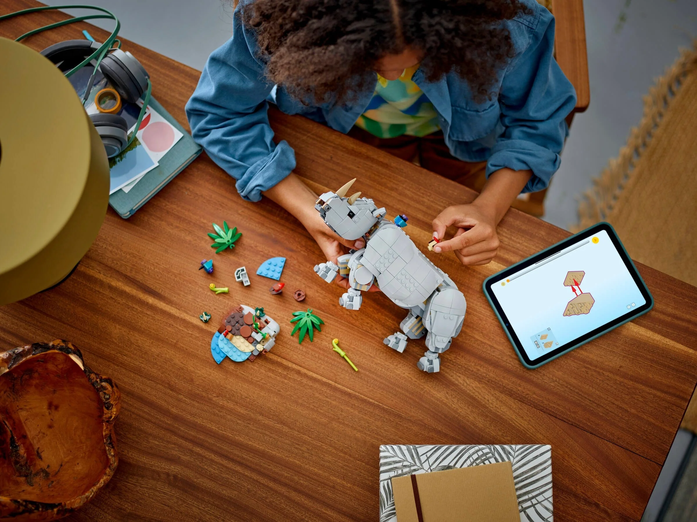 LEGO® 31171 3 w 1 Dzikie zwierzęta: dumny nosorożec z ptakami - zdjęcie 5