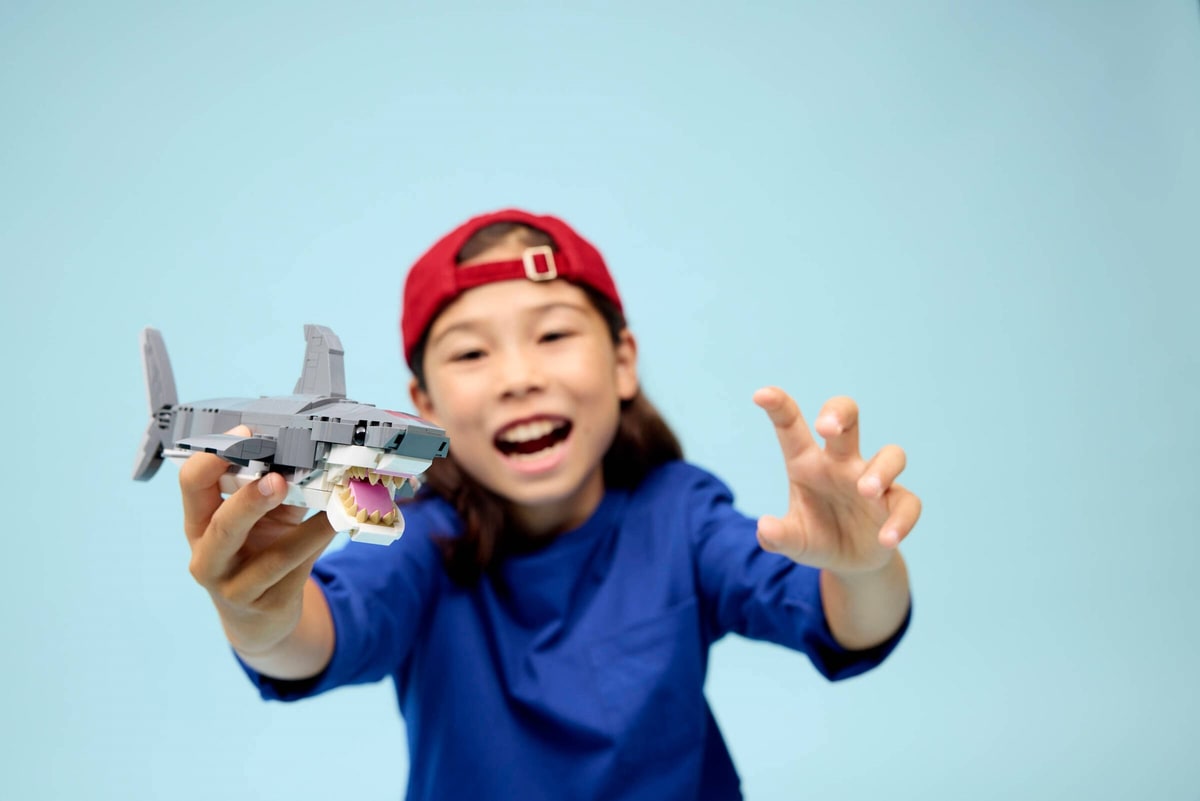 LEGO® 31381 Groźny rekin i skrzynia ze skarbem - zdjęcie 9